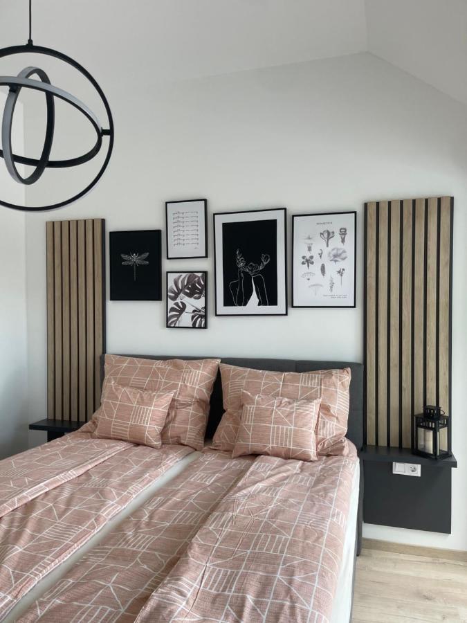 Appartamento Christy'S House Debrecen Esterno foto